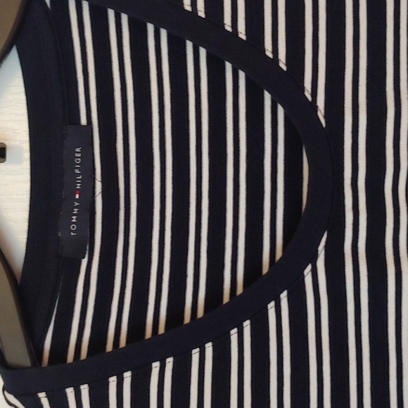 Tommy Hilfiger Navy/White Scoop Neck Cotton Dress. Size Large - Picture 5 of 8